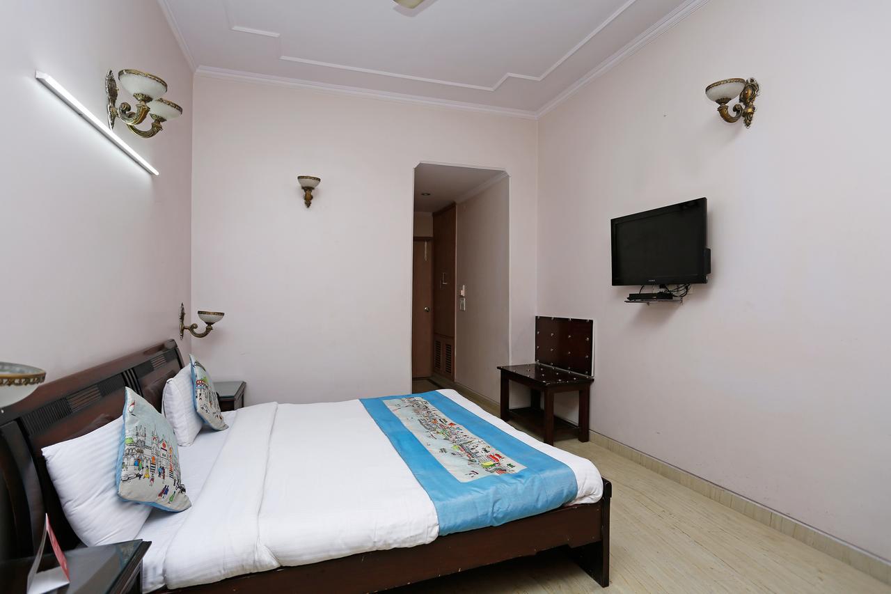 Oyo 5401 Hotel Mid Town Νέο Δελχί Εξωτερικό φωτογραφία