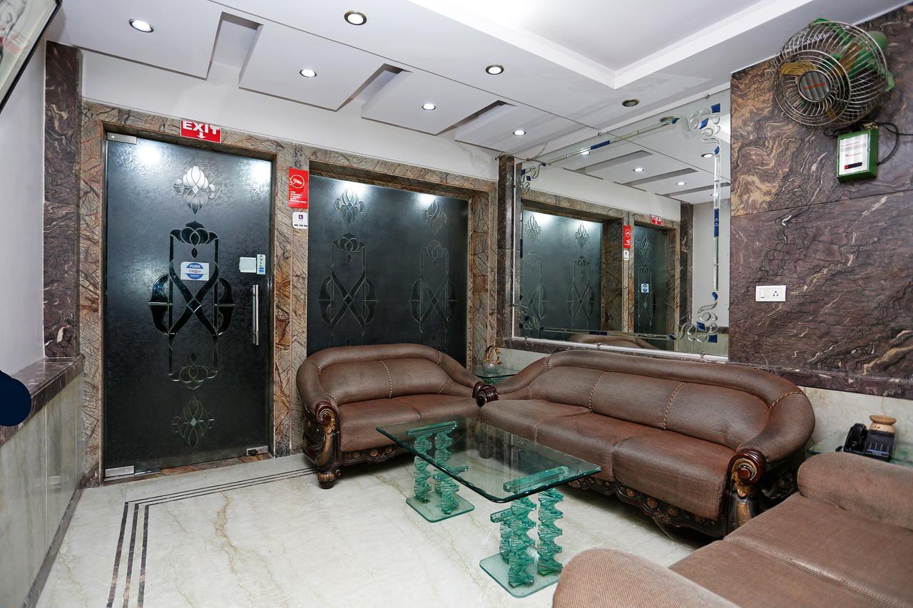Oyo 5401 Hotel Mid Town Νέο Δελχί Εξωτερικό φωτογραφία